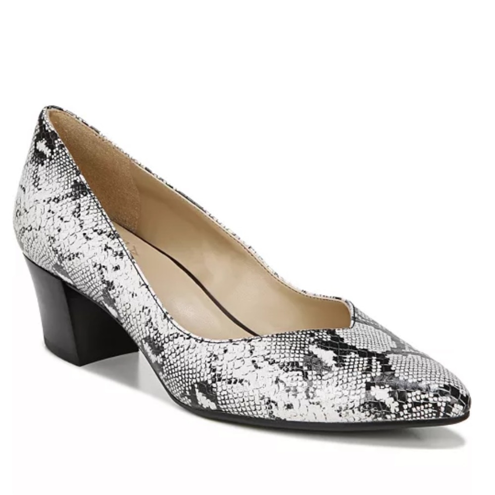 NWOT Naturalizer Mali Pump Sz 8 - Alabaster Snakeskin